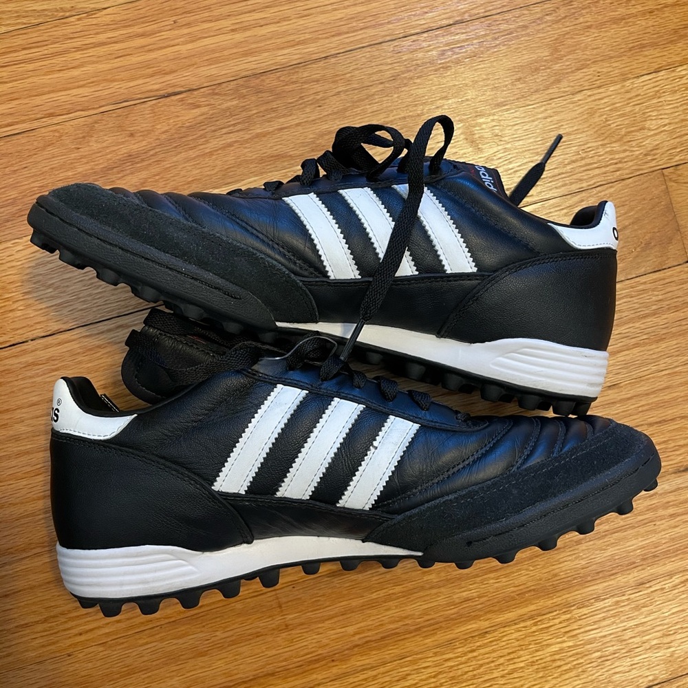 Adidas Mundial Team Turf Soccer Shoes size 10